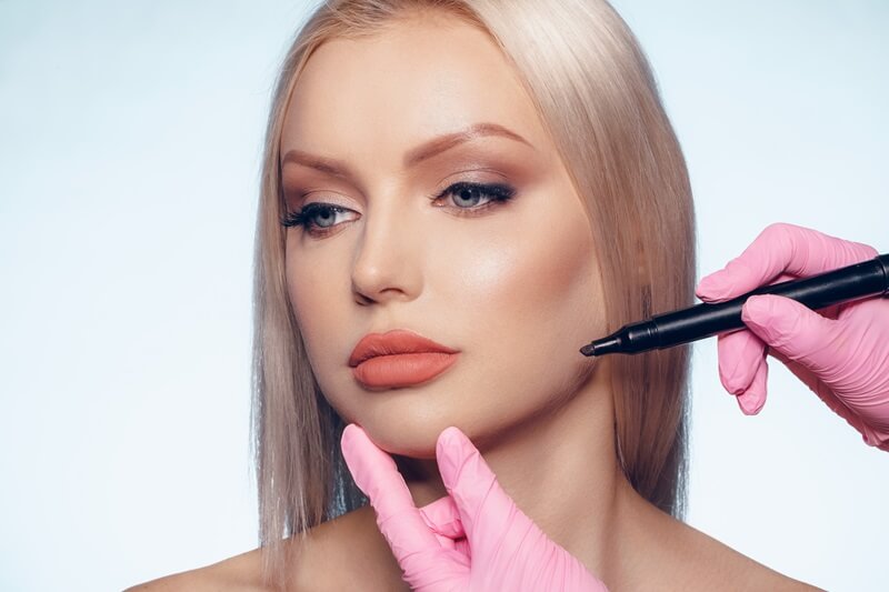 consulta com cirurgião plástico