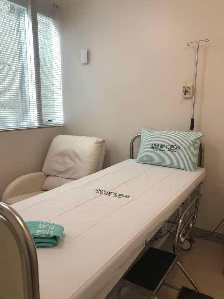 Clínica Médica perto de mim 3 Clinica art corporis - cirurgia plastica e dermatologia (36)