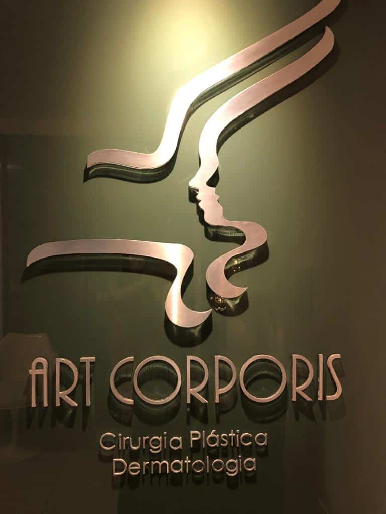 Clinica art corporis - cirurgia plastica e dermatologia (48)
