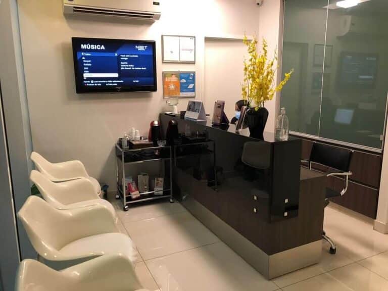 Clinica art corporis cirurgia plastica e dermatologia 3