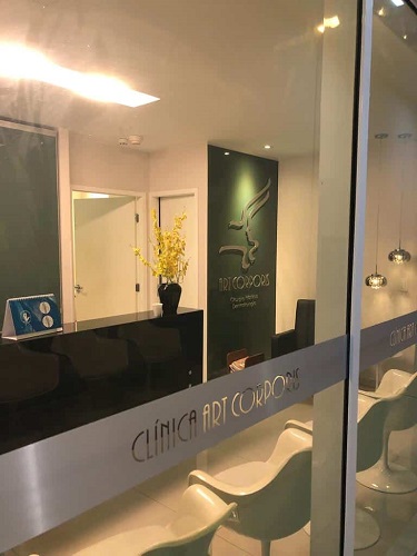 Clinica art corporis cirurgia plastica e dermatologia 37