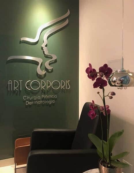 Clinica art corporis cirurgia plastica e dermatologia 8 1