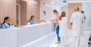 abrir uma clínica no exterior